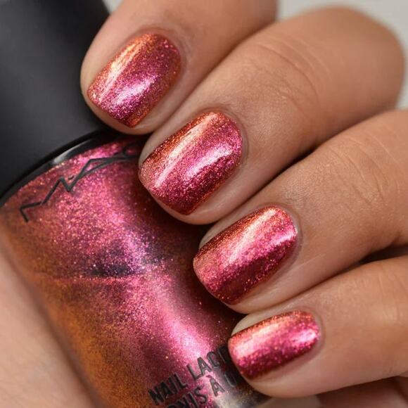 MAC Nail Lacquer Bad Fairy (Venomous Villains Maleficent) Holographic Duochrome - Picture 1 of 11